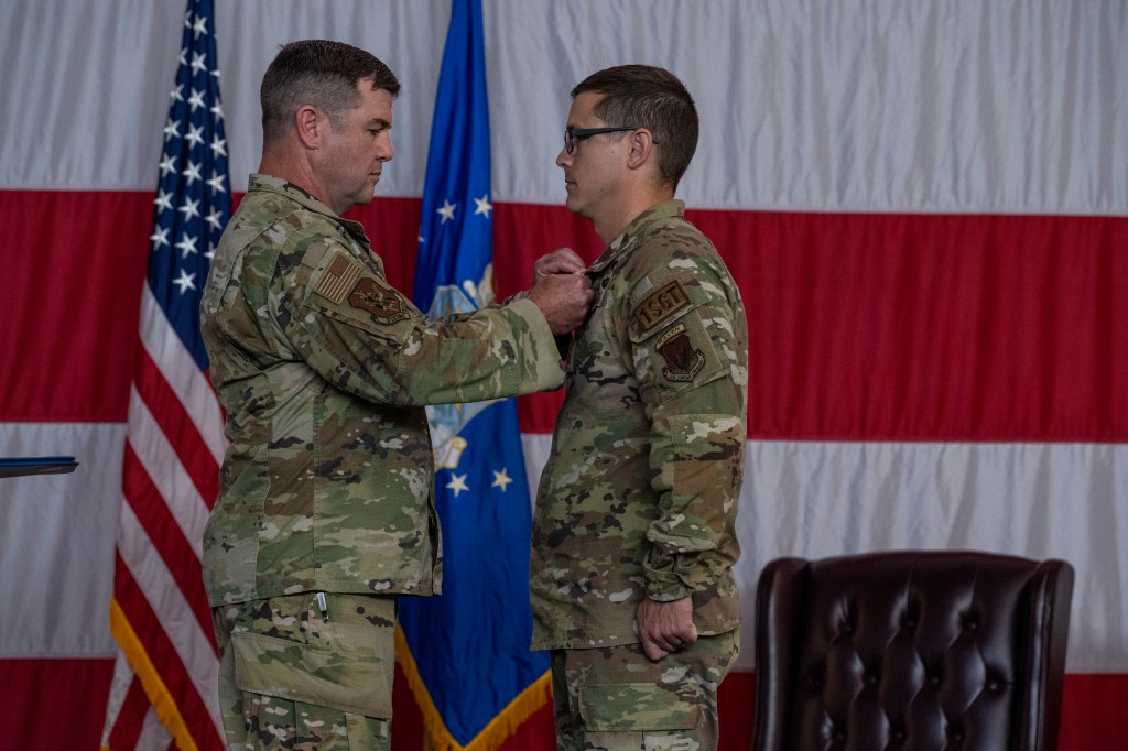 Master sergeant earns Bronze Star for leadership after Al Asad attack