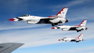 Air Force Thunderbirds resume flight operations two weeks after death of one of their own