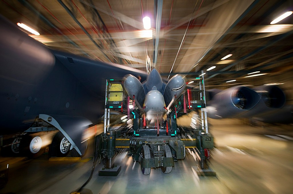 GAO says nuclear warhead office still can’t afford planned modernization
