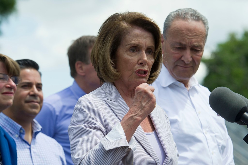 Dems block passage of intelligence bill