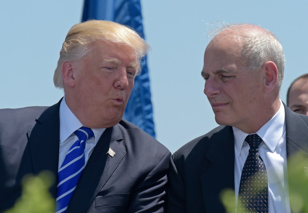 Trump pushes out Priebus, names DHS Kelly WH chief of staff