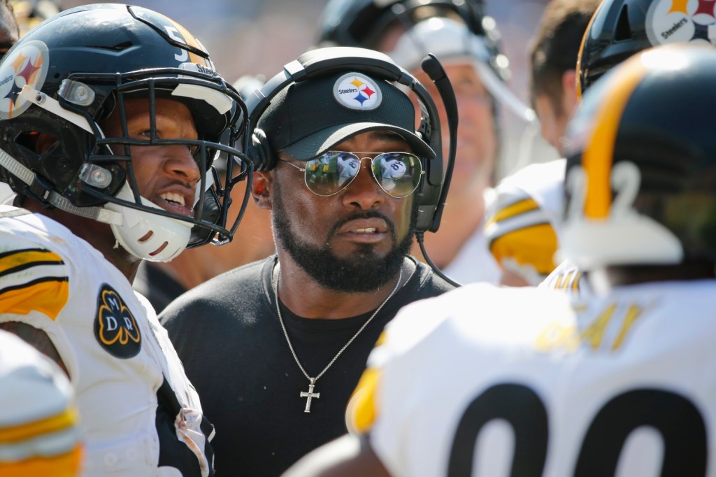 Tomlin: Steelers ‘don’t care’ about political football