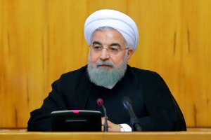 Iran warns of tough response if Trump scuttles nuclear deal