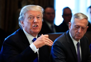 White House encourages short-term spending fix