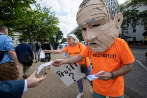 Dem lawmakers seek criminal corruption probe of EPA’s Pruitt