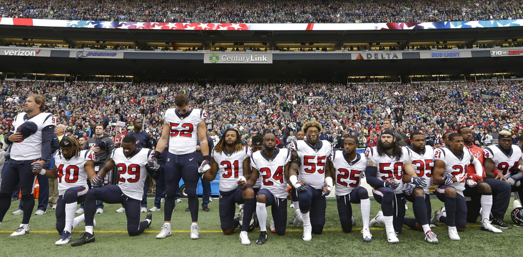 NFL players union files grievance over anthem policy