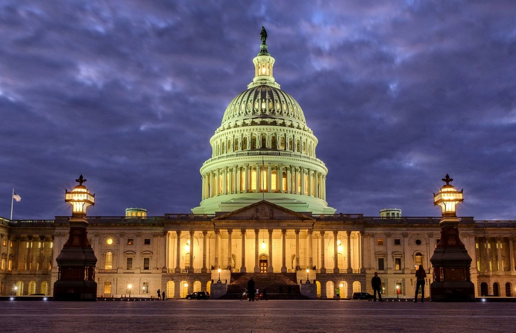 US Senate joins House in voting to halt Iran war