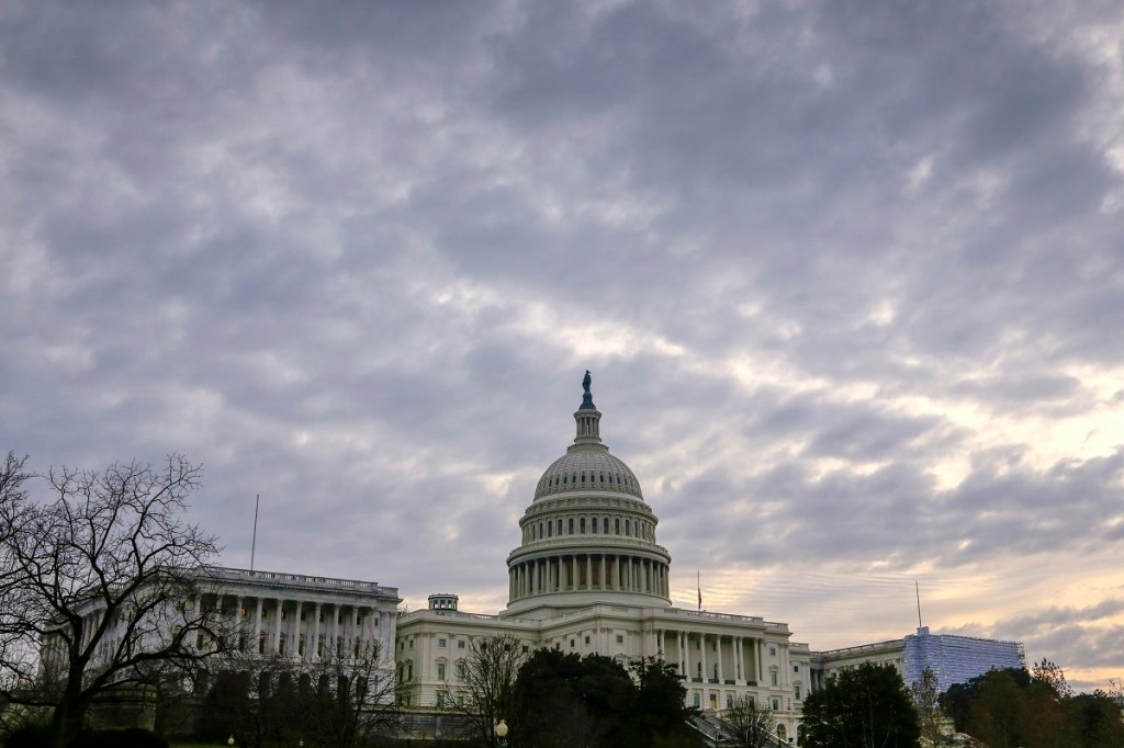 Veterans welcome? Less than 2 percent of Capitol Hill staffers have military experience