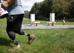 Veterans with PTSD, anxiety turn to beekeeping for relief
