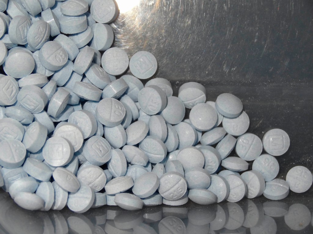 Federal penitentiary staff urge action on fentanyl exposure
