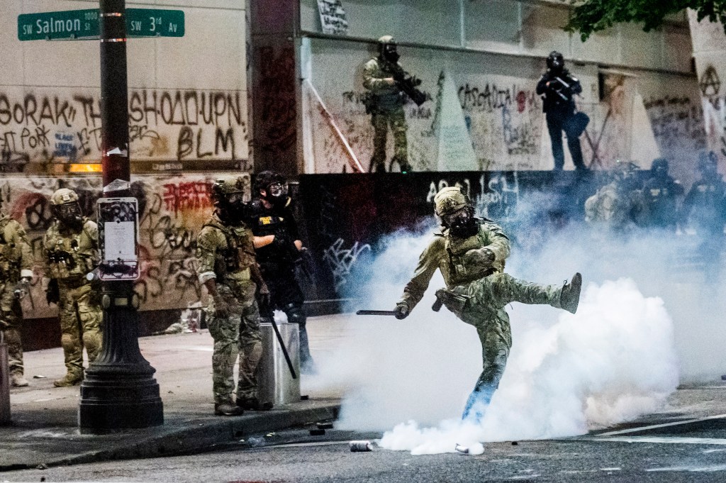 Concerns about federal agents wearing military camo raised by DoD in after-action review