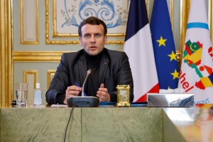 France, West African leaders discuss fighting extremism