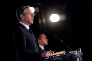 US warns that Islamic State extremists still a world threat