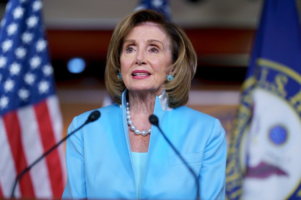 Pelosi increases caps on pay for House staff