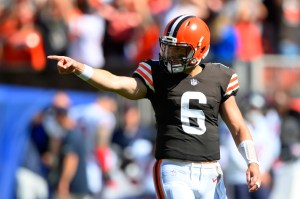 Cleveland Browns QB Baker Mayfield wears custom cleats in tribute to corpsman slain in Kabul