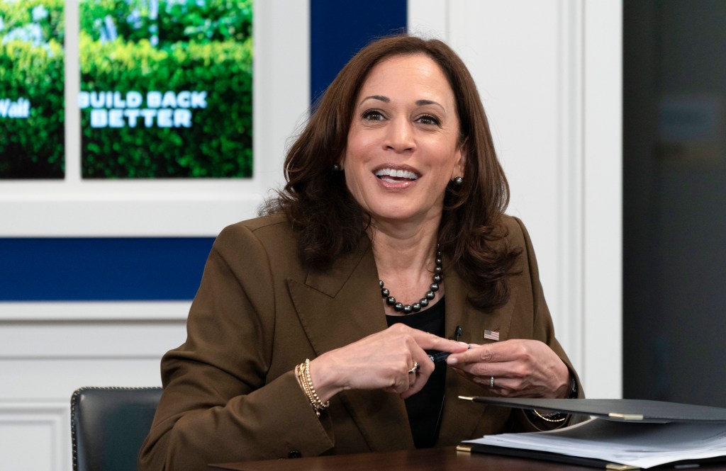White House mandates more transparent union rights for feds