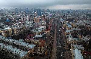 Blue, yellow and gray zone: The cyber factor in Ukraine