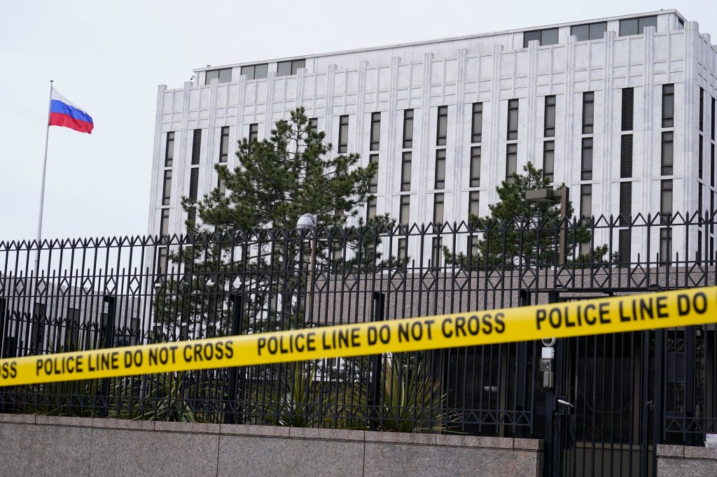 Army JAG with vendetta tried contacting Russian embassy: prosecutors