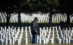 Veterans Day is on Saturday this year. Do fed employees get a day off?