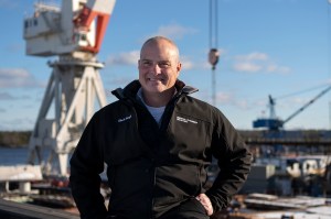Army veteran tasked with getting Navy shipbuilder back in shape