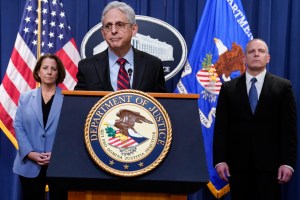 Justice Dept: Guardsman to be charged with removing classified info