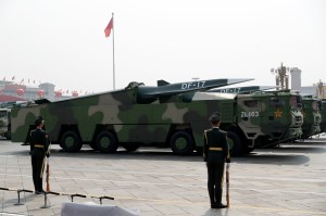 The US is failing to quickly field hypersonic missile defense