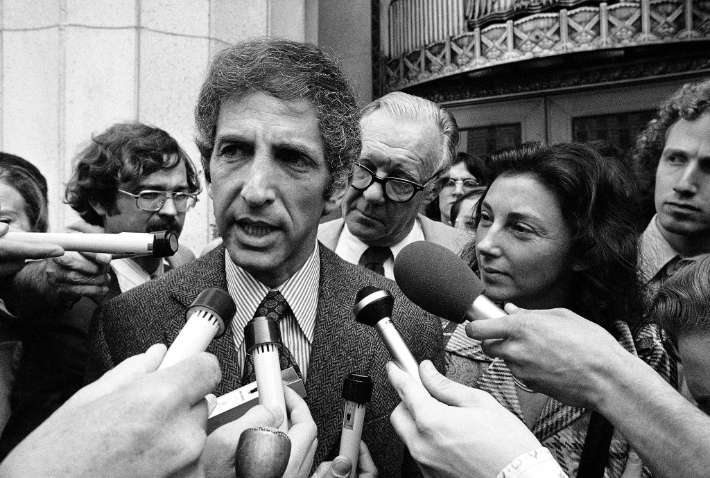 Daniel Ellsberg, former Marine who leaked Pentagon Papers, dies at 92