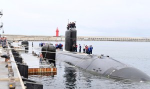 North Korea fires 2 missiles after US submarine arrives in South Korea