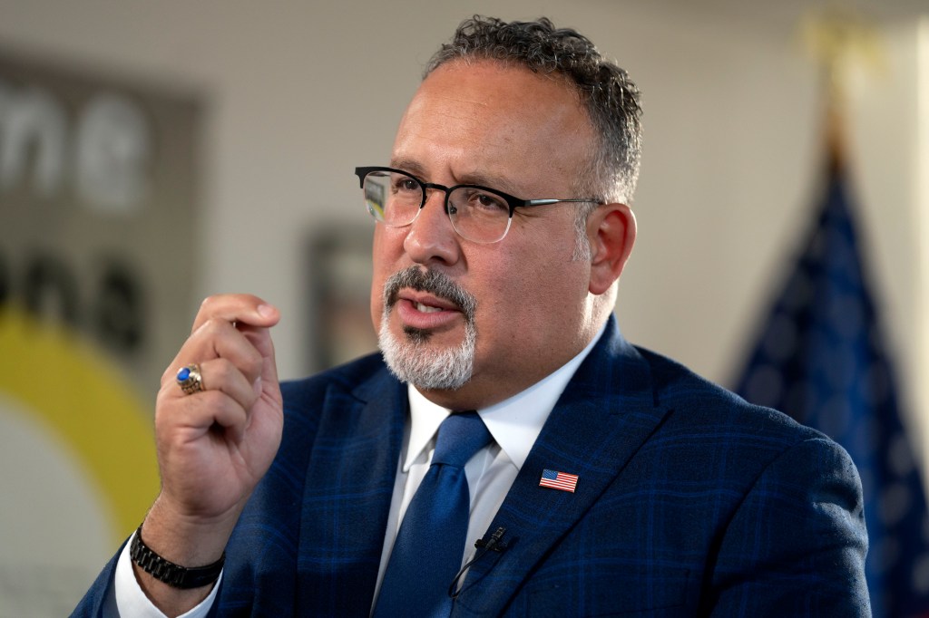 Education Dept. will cut funds to colleges that heap debt on students