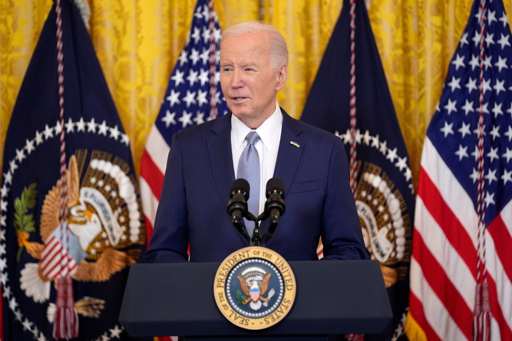 Biden will urge Congress’ leaders to keep the government open