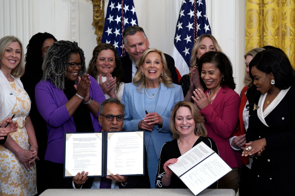 Agreement helps military spouses keep federal jobs in overseas moves