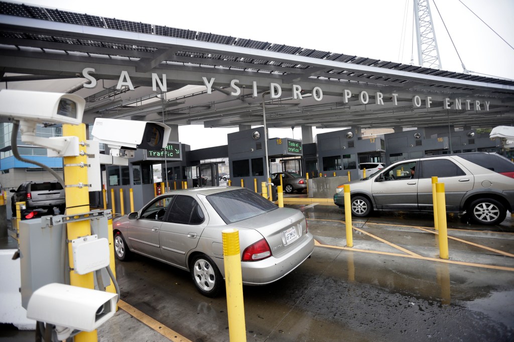 Customs officer convicted of letting drug-filled cars enter US
