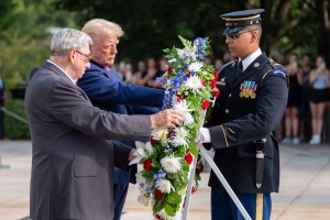 Lawmakers demand Army sanction Trump over Arlington Cemetery visit