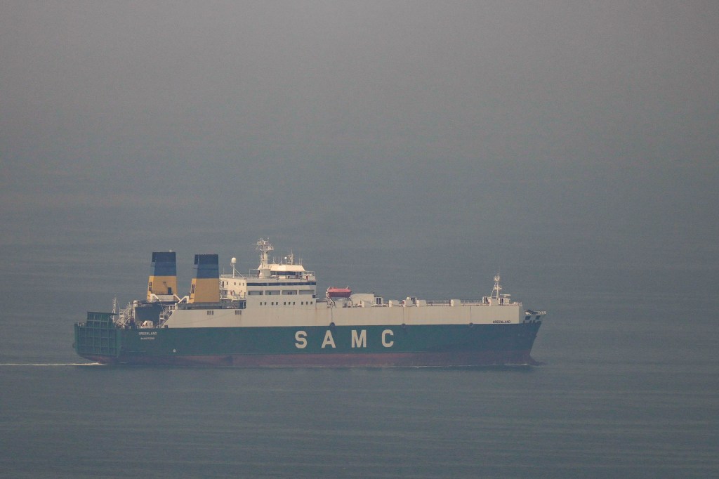 Trump asks ‘about 7′ countries for help to open the Strait of Hormuz