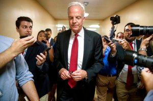 Rival Senate plan to reform VA health care complicates congressional debate