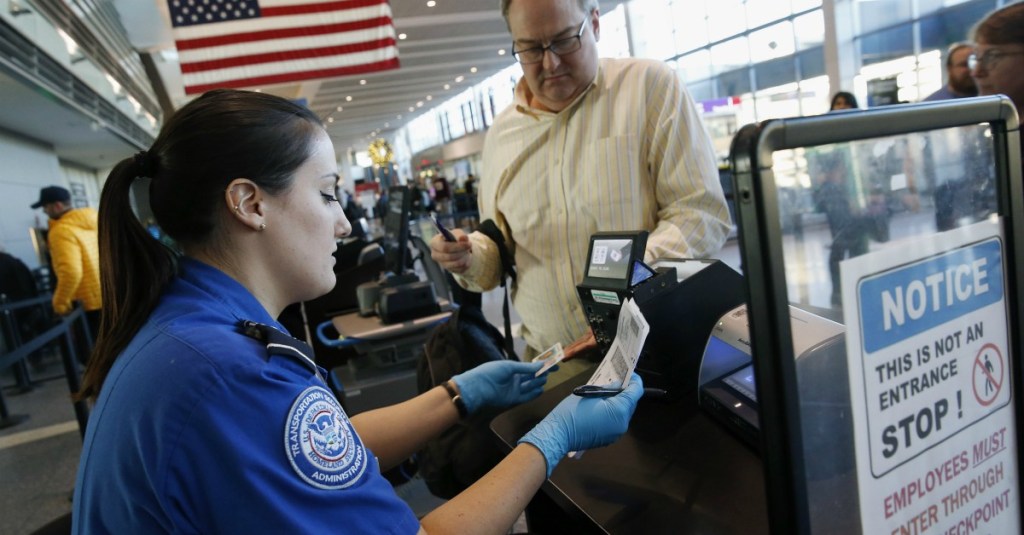 Vets working without pay: Government shutdown leaves hundreds of thousands in the lurch