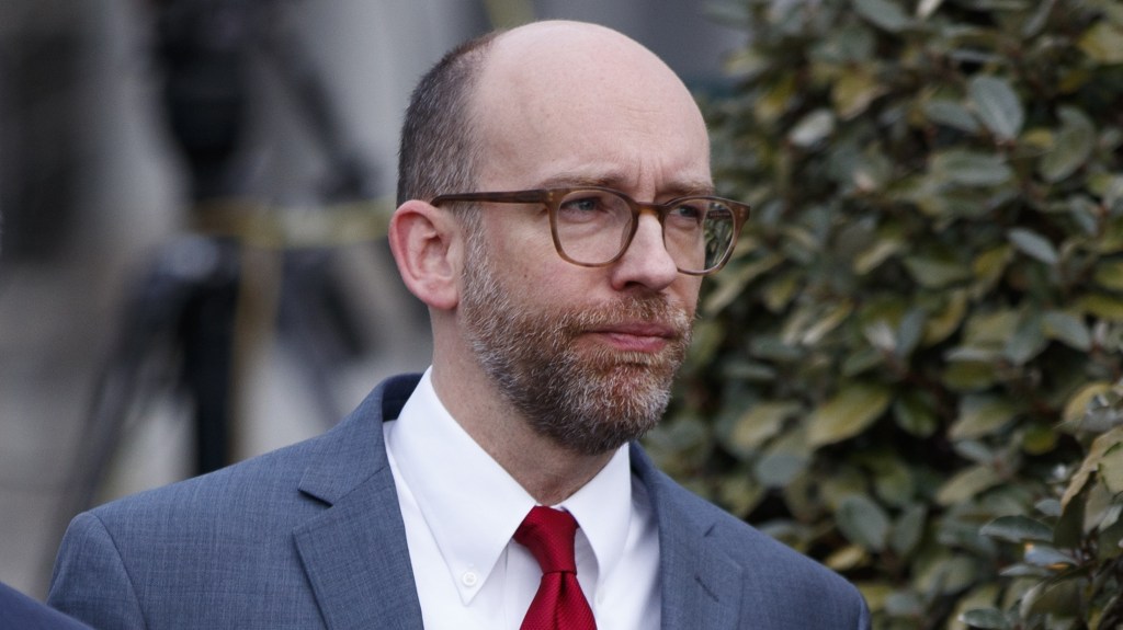 Trump nominates new budget director