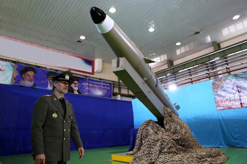 Iran unveils ‘Bright Conqueror’ missile