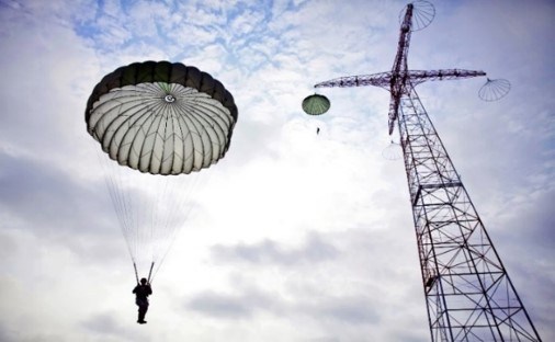 New gear headed to Army paratroopers and air crews