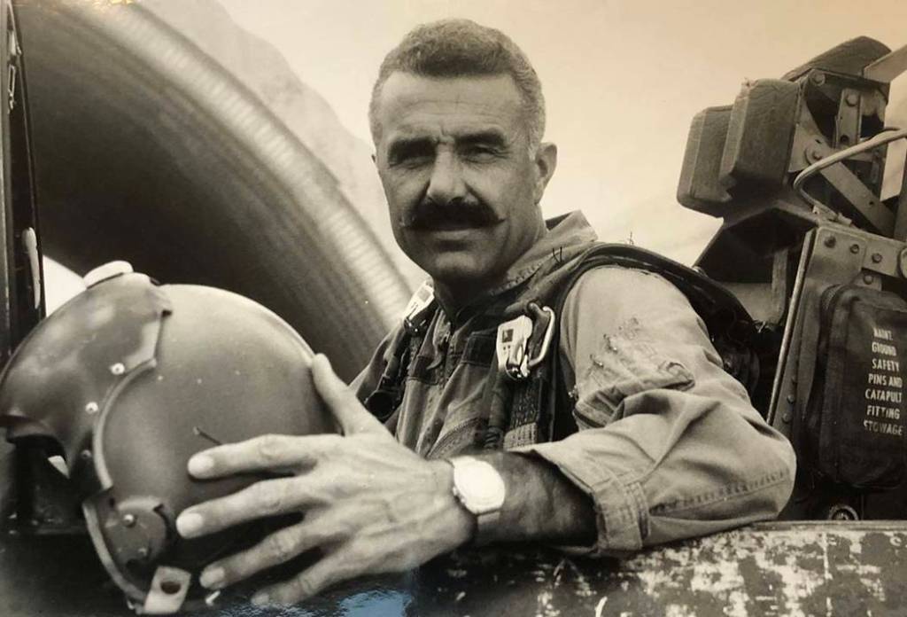 Hank Buttelmann, who became the youngest Korean War ace, dies at age 90