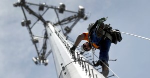 Talk of national 5G plan from DoD causes confusion, concern among lawmakers