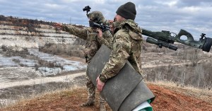 Ukrainian forces running out of shells, equipment in fight for Bakhmut