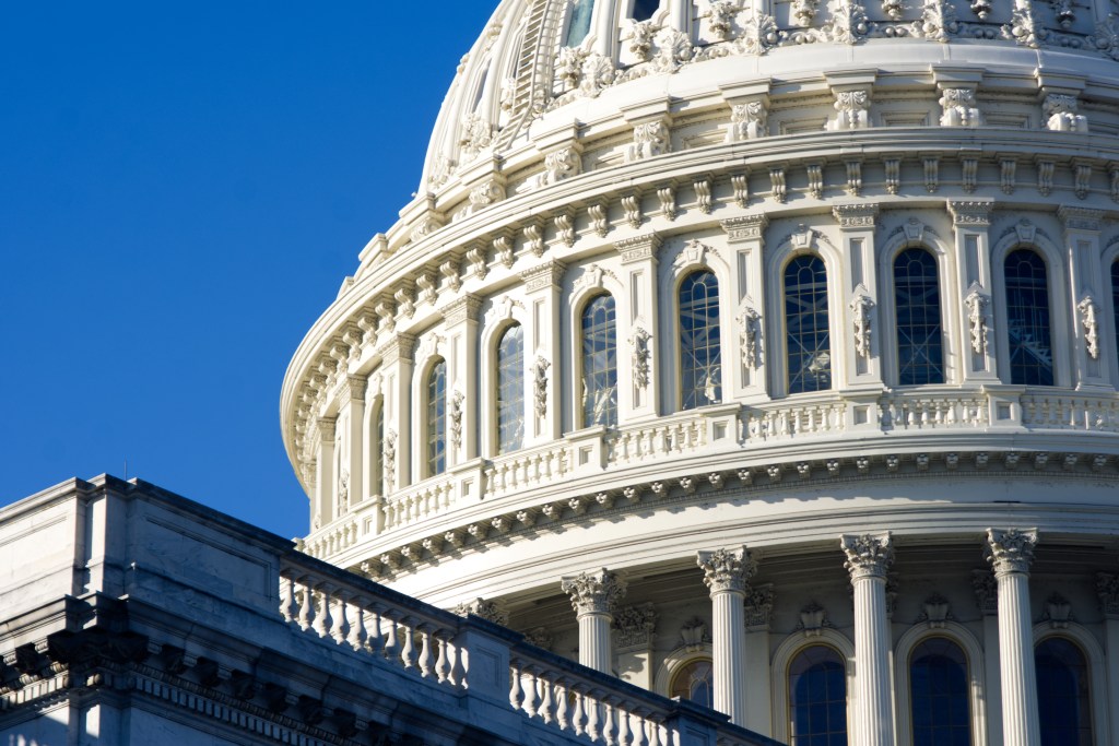US lawmakers unveil $1.7 trillion bill to avoid government shutdown