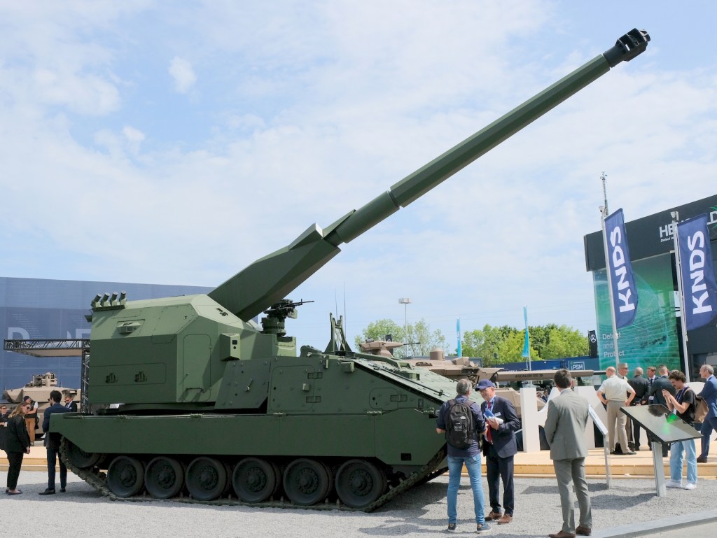 Size matters: KNDS pitches long-barreled artillery for 60-kilometer base range