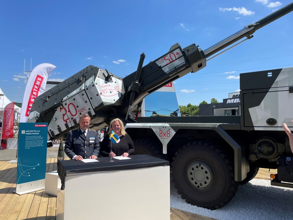 Mobile howitzers take center stage at Eurosatory as artillery battles intensify in Ukraine