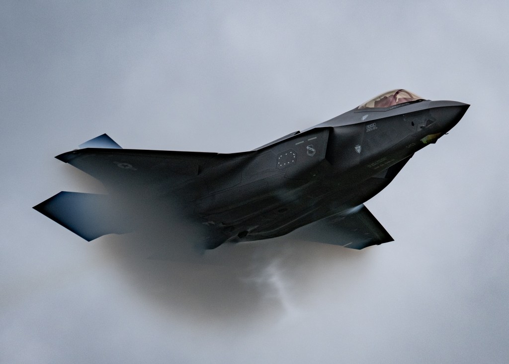 DoD inks waiver for deliveries of F-35s, halted over Chinese material