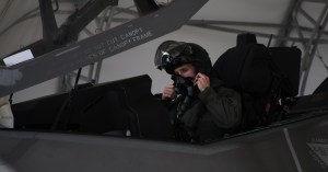 House panel demands another investigation into F-35 pilot breathing system problems