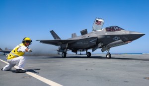 Raytheon’s precision landing system could be coming to more allied ships, expeditionary airfields soon