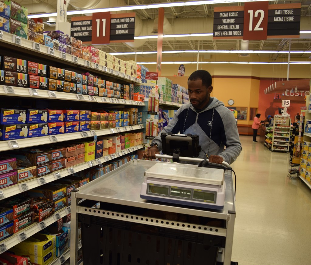 More military commissaries to offer home grocery delivery this year