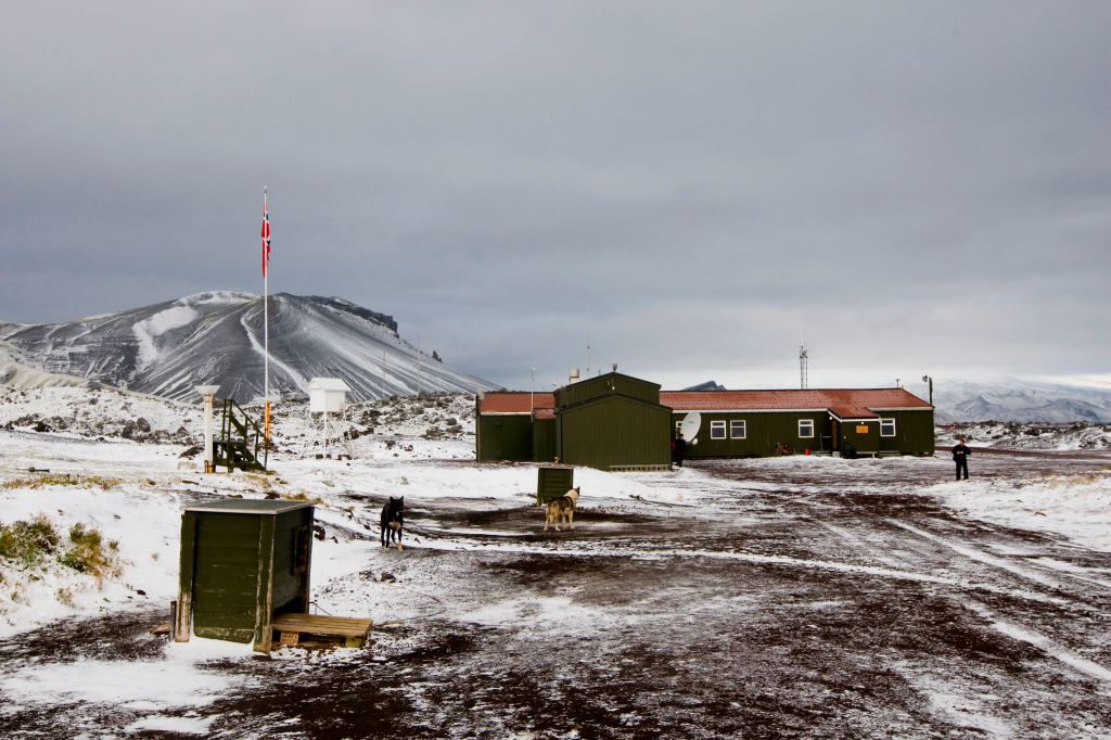 Norway plans to introduce military police on remote Arctic island
